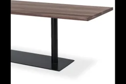 Hot Country Style Eettafel Domani Zwart