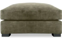 Givenchie Poefen^Hocker Frederique