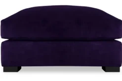 Givenchie Poefen^Hocker Frederique