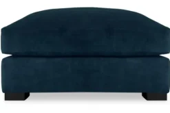 Givenchie Poefen^Hocker Frederique