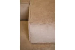 Kenzo Poefen^Hocker  Sevijn