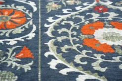 New Louis de Poortere Vloerkleed Nordic 9730 Antiquarian Suzani |