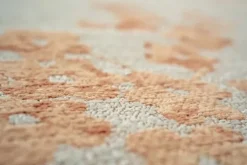 New Louis de Poortere Vloerkleed Petal Dew 9834 Sakura |